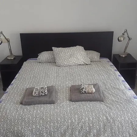Beachside Penthouse Апартаменты