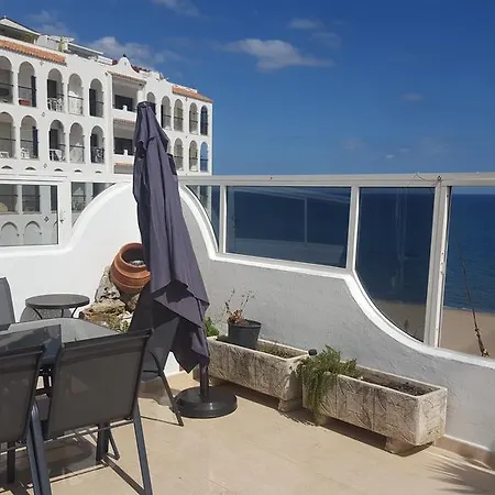Апартаменты Beachside Penthouse *